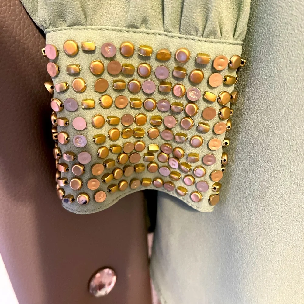 Flirty Dress with detail sleeves - Picture 3 of 6